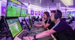 世欧预-英格兰3-0拉脱维亚2连胜领跑 詹姆斯圆月